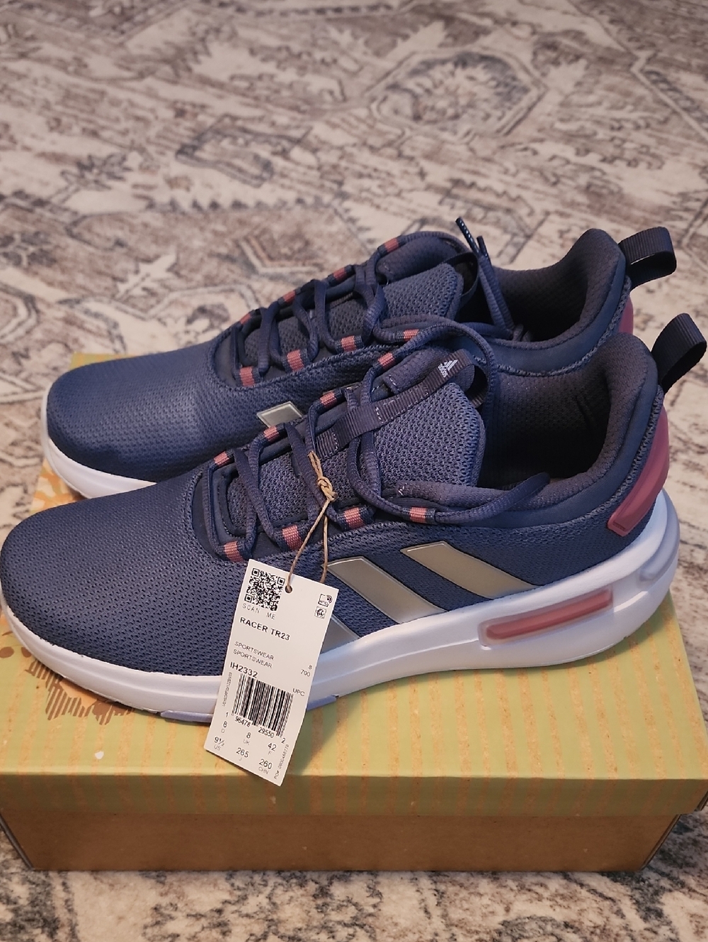 New Addidas Women’s Size 9.5 Navy Blue Athletic Sneakers with Pink Accents